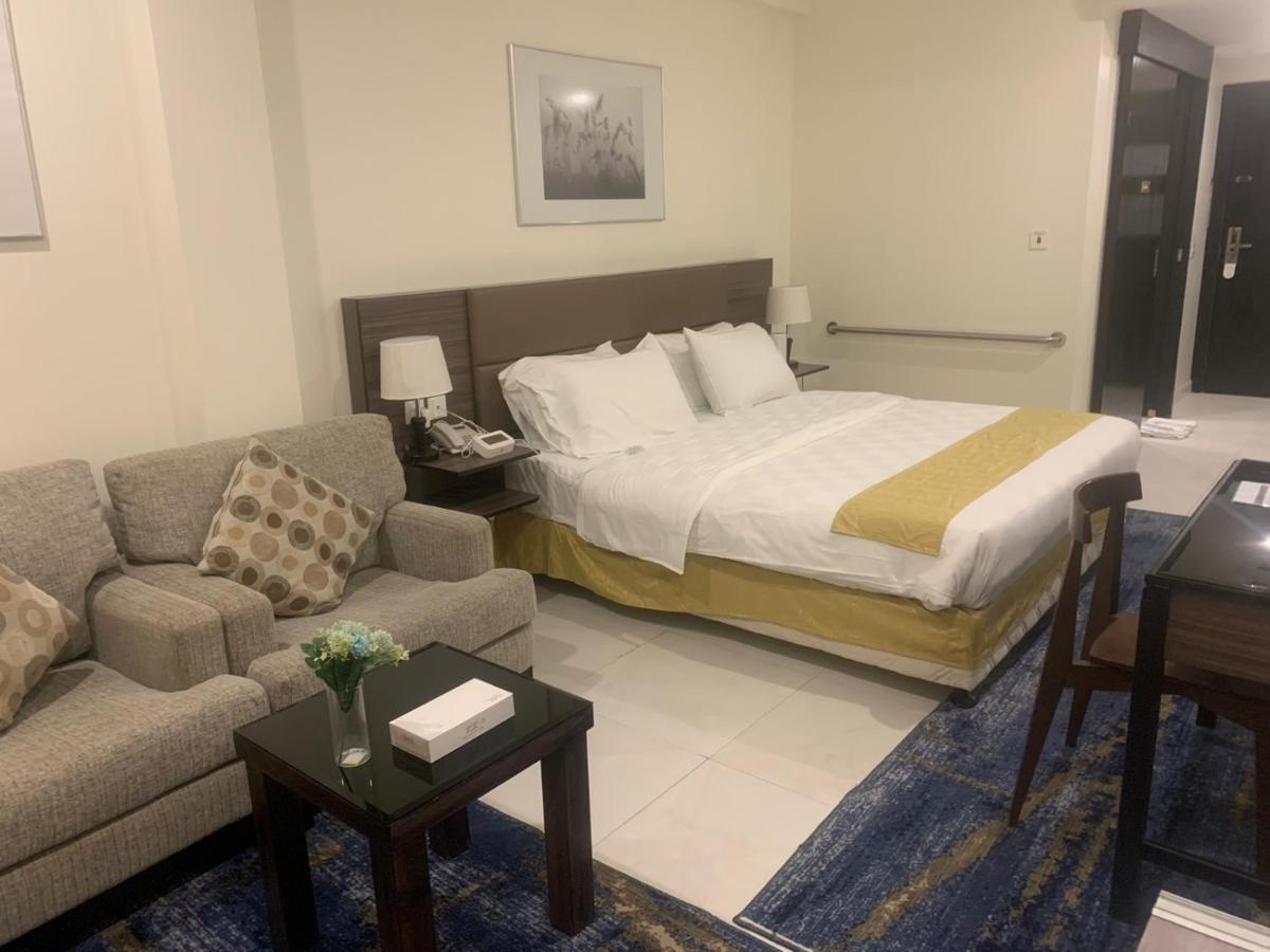 Grand Lily Hotel Suites Ель-Хуфуф Екстер'єр фото