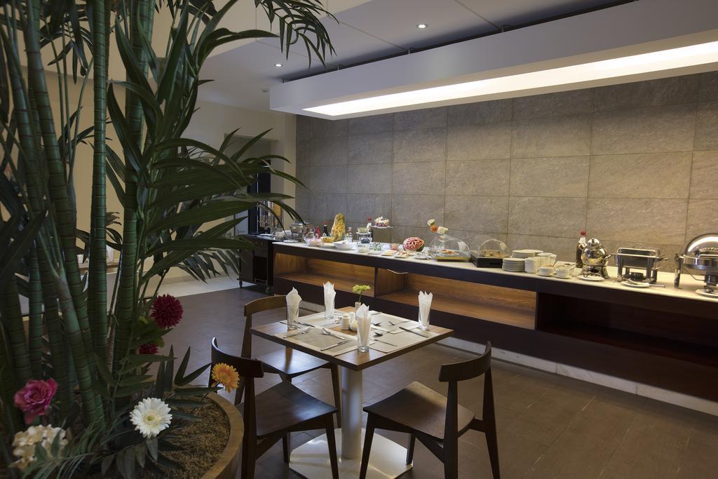 Grand Lily Hotel Suites Ель-Хуфуф Екстер'єр фото
