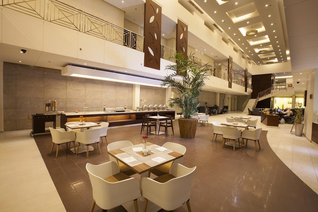 Grand Lily Hotel Suites Ель-Хуфуф Екстер'єр фото